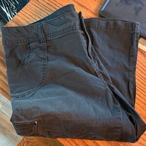 Maurices Black Capris